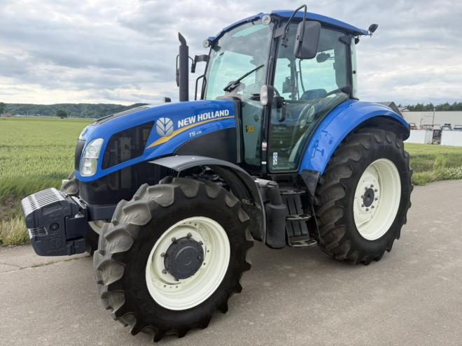 トラクターニューホランド T5.105 105馬力 自社使用トラクター