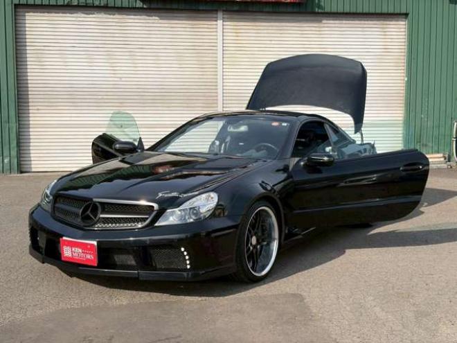 ベンツSLクラス SL55AMG　左ハンドル　AMGエンジン　ワイドボディ仕様　シートヒーター　エアコン　ワークグノーシス　TVナビ　本革シート　社外エアロ　バックカメラ　ETC　キーレスエントリー 正規輸入車 2WD 5500