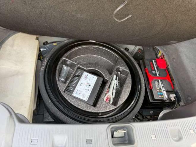 ベンツSLクラス SL55AMG　左ハンドル　AMGエンジン　ワイドボディ仕様　シートヒーター　エアコン　ワークグノーシス　TVナビ　本革シート　社外エアロ　バックカメラ　ETC　キーレスエントリー 正規輸入車 2WD 5500
