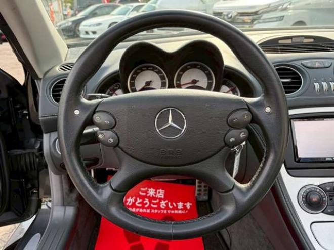 ベンツSLクラス SL55AMG　左ハンドル　AMGエンジン　ワイドボディ仕様　シートヒーター　エアコン　ワークグノーシス　TVナビ　本革シート　社外エアロ　バックカメラ　ETC　キーレスエントリー 正規輸入車 2WD 5500