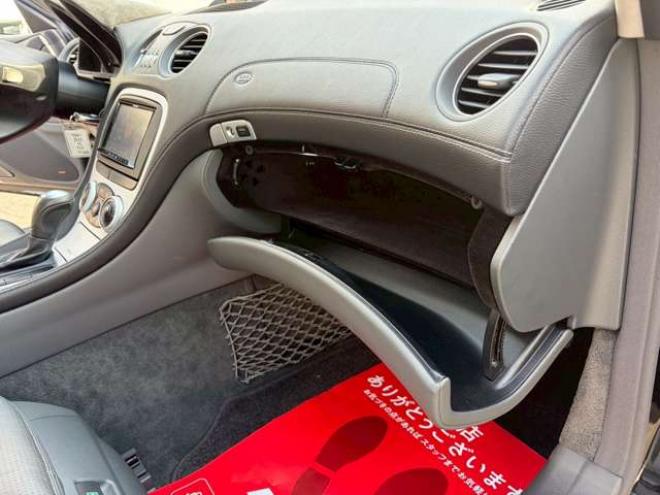 ベンツSLクラス SL55AMG　左ハンドル　AMGエンジン　ワイドボディ仕様　シートヒーター　エアコン　ワークグノーシス　TVナビ　本革シート　社外エアロ　バックカメラ　ETC　キーレスエントリー 正規輸入車 2WD 5500