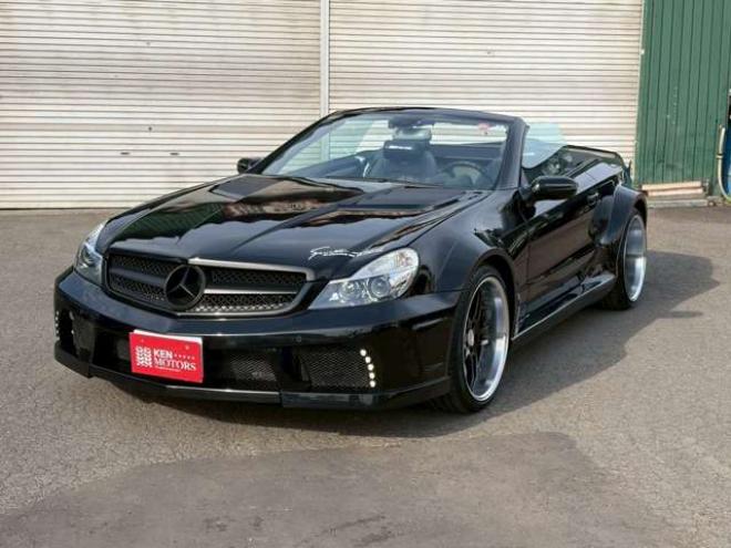 ベンツSLクラス SL55AMG　左ハンドル　AMGエンジン　ワイドボディ仕様　シートヒーター　エアコン　ワークグノーシス　TVナビ　本革シート　社外エアロ　バックカメラ　ETC　キーレスエントリー 正規輸入車 2WD 5500