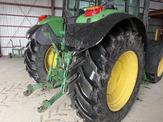 トラクタージョンディア JD6520SE 6気筒 120馬力？