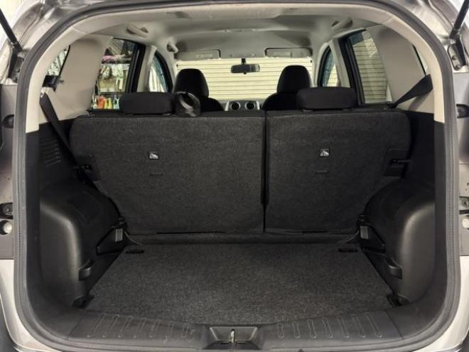 ノートＸ　ＦＯＵＲ　禁煙車　純正ナビ　フルセグ地デジ　Ｂｌｕｅｔｏｏｔｈオーディオ　バックカメラ　純正エンジンスターター　インテリジェントキー　純正１５インチＡＷ　スタッドレスタイヤ付　タイミングチェーン車 4WD 1200 5Dr