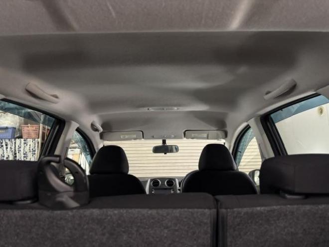 ノートＸ　ＦＯＵＲ　禁煙車　純正ナビ　フルセグ地デジ　Ｂｌｕｅｔｏｏｔｈオーディオ　バックカメラ　純正エンジンスターター　インテリジェントキー　純正１５インチＡＷ　スタッドレスタイヤ付　タイミングチェーン車 4WD 1200 5Dr