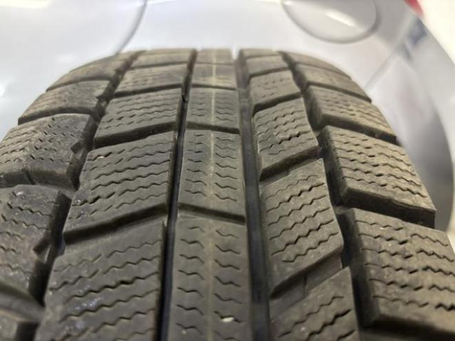 ノートＸ　ＦＯＵＲ　禁煙車　純正ナビ　フルセグ地デジ　Ｂｌｕｅｔｏｏｔｈオーディオ　バックカメラ　純正エンジンスターター　インテリジェントキー　純正１５インチＡＷ　スタッドレスタイヤ付　タイミングチェーン車 4WD 1200 5Dr