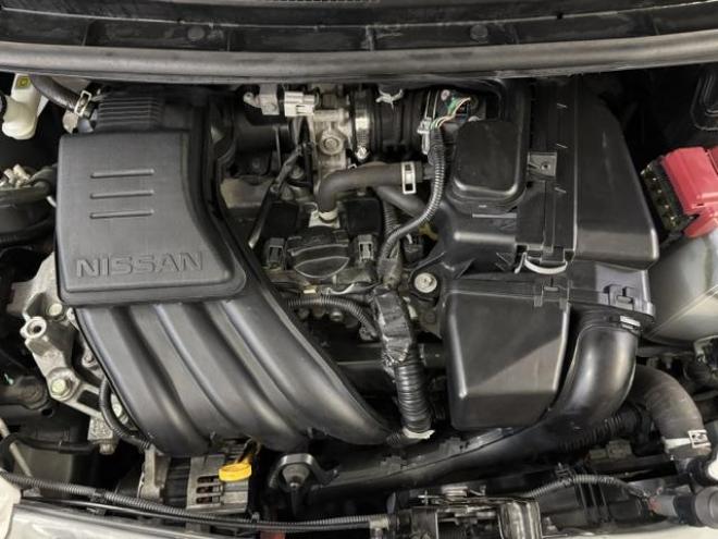 ノートＸ　ＦＯＵＲ　禁煙車　純正ナビ　フルセグ地デジ　Ｂｌｕｅｔｏｏｔｈオーディオ　バックカメラ　純正エンジンスターター　インテリジェントキー　純正１５インチＡＷ　スタッドレスタイヤ付　タイミングチェーン車 4WD 1200 5Dr