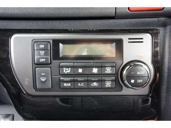ハイエースバン3.0 スーパーGL ロング ディーゼルターボ 4WD　ダークプライムII 4WD走行2.3万km新品タイヤホイール415COBRAフロントスポイラービッグナビ 3000