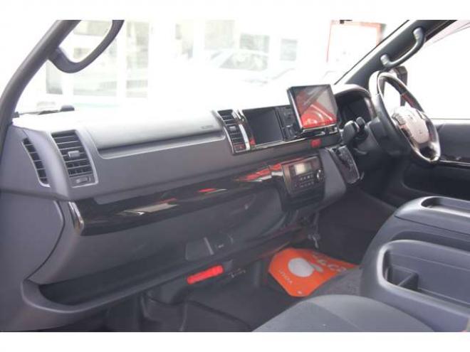 ハイエースバン3.0 スーパーGL ロング ディーゼルターボ 4WD　ダークプライムII 4WD走行2.3万km新品タイヤホイール415COBRAフロントスポイラービッグナビ 3000