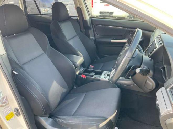 レヴォーグ1.6 GT-S アイサイト 4WD　純正ナビ・TV　バックカメラ　レーダークルーズコントロール　パドルシフト　ETC　前席パワーシート　LEDヘッドライト　フォグランプ 1600