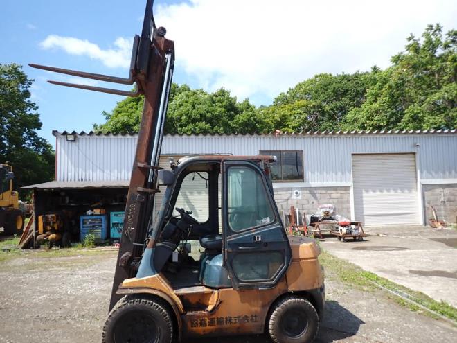 フォークリフト7FD25　苫小牧ヤード