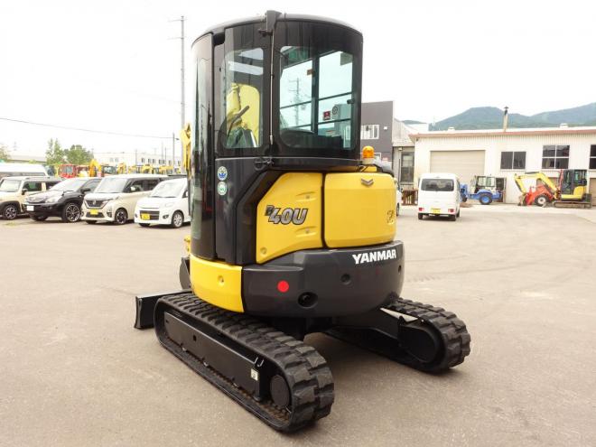 バックホーヤンマー　Ｂ40U　バケット容量0.18m3