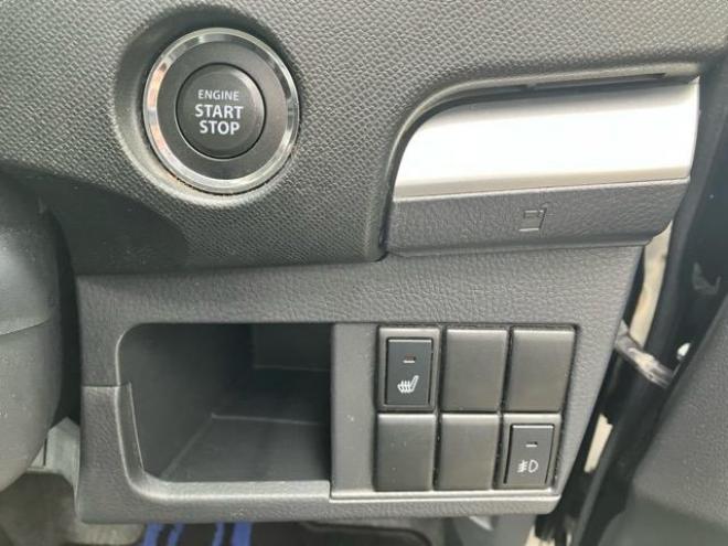 AZ-ワゴンカスタムスタイル　XS 4WD 660 ５Dr