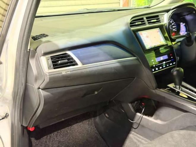 シャトル1.5 G 4WD　防錆塗装4WDTVナビBカメドラレコETC 1500