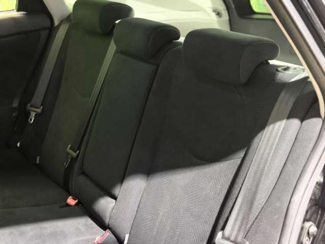プリウスPHV1.8 S　防錆塗装TVナビBカメ 2WD 1800