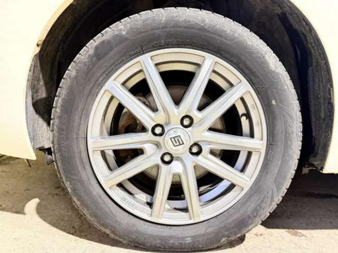 フィット1.5 ハイブリッド Fパッケージ 4WD　防錆塗装4WDTVナビETCドラレコ 1500