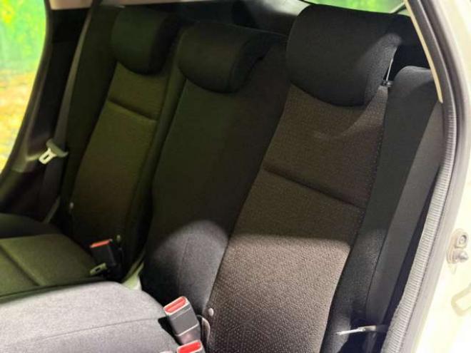 フィット1.5 ハイブリッド Fパッケージ 4WD　防錆塗装4WDTVナビETCドラレコ 1500