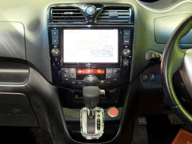 セレナ2.0 ハイウェイスター 4WD　4WDTVナビBカメ後席モニタETC 2000