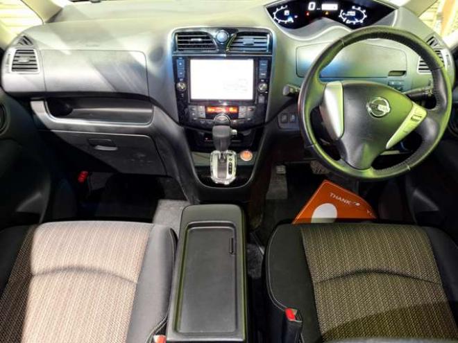 セレナ2.0 ハイウェイスター 4WD　4WDTVナビBカメ後席モニタETC 2000
