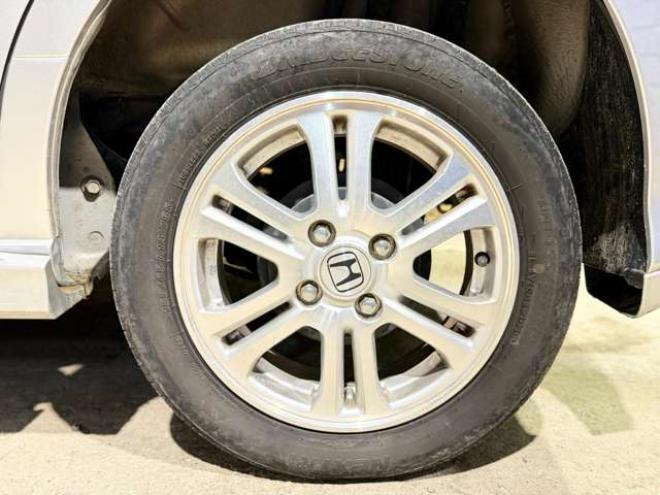 N-BOXG Lパッケージ 4WD　防錆塗装4WDTVナビBカメETC 660