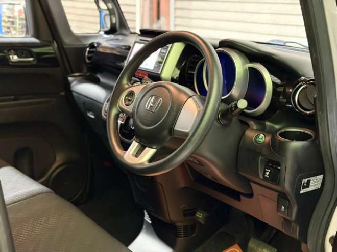 N-BOXG Lパッケージ 4WD　防錆塗装4WDTVナビBカメETC 660
