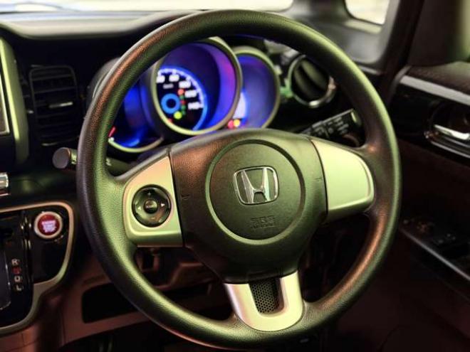 N-BOXG Lパッケージ 4WD　防錆塗装4WDTVナビBカメETC 660