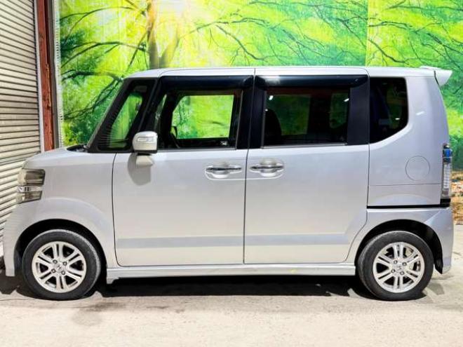 N-BOXG Lパッケージ 4WD　防錆塗装4WDTVナビBカメETC 660