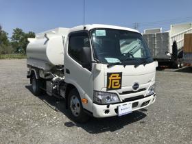 デュトロ　タンクローリー　2DG-XZU685M 新明和工業　 4WD 4000