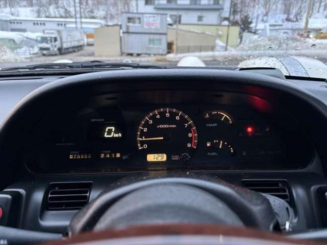 ラセード検9年1月・市内コ・ミ・コ・ミ　 2WD 2000