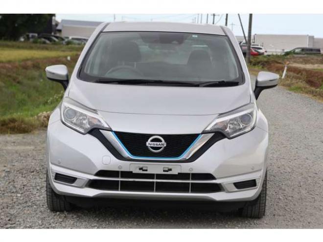 ノート1.2 e-POWER X FOUR 4WD　検二年　ナビ　バックカメラ　ETC 1200