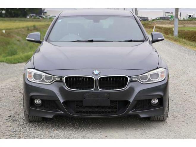 BMW3シリーズ 320i xドライブ 4WD　検二年　社外マフラー　バックカメラ　自社　ローンカノウ 正規輸入車 2000