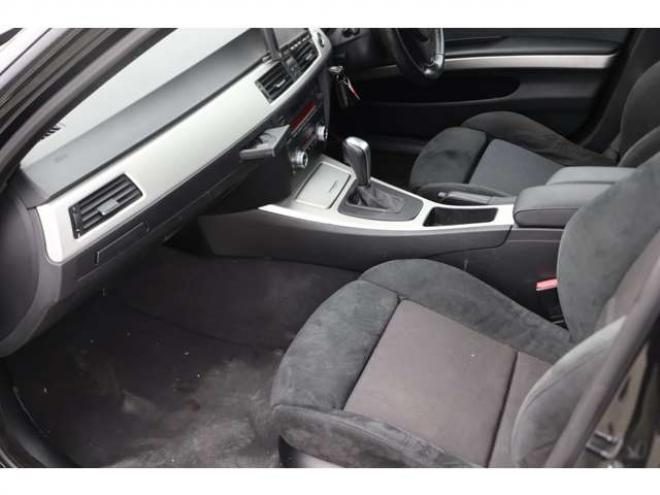 BMW3シリーズ 323i Mスポーツパッケージ　検二年　社外ホイール　自社　ローンカノウ 正規輸入車 2WD 2500