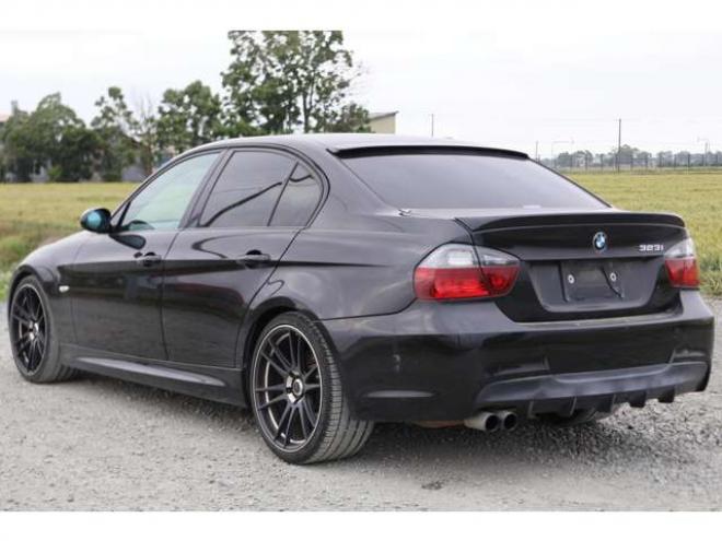 BMW3シリーズ 323i Mスポーツパッケージ　検二年　社外ホイール　自社　ローンカノウ 正規輸入車 2WD 2500