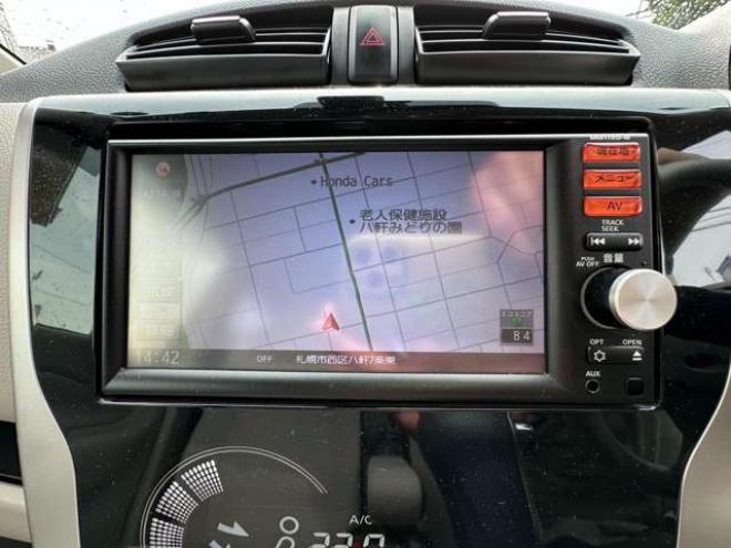 デイズX 4WD　ナビ　Bluetoothオーディオ　運転席シートヒーター　横滑り防止装置　アイドリングストップ　衝突軽減ブレーキ　スチールホイール冬　社外アルミホイール夏　アラウンドビューモニター　バックモニター　地デジ 660