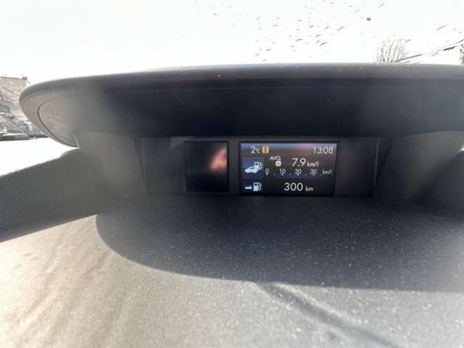 インプレッサG4 2.0 i-S アイサイト 4WD　SDナビ　Bluetooth　地デジ　バックカメラ　衝突軽減ブレーキ　レーンキープアシスト　純正アルミホイール夏　TEC　横滑り防止装置　アイドリングストップ　パワーコンセント　STIフロントアンダースポイラー 2000