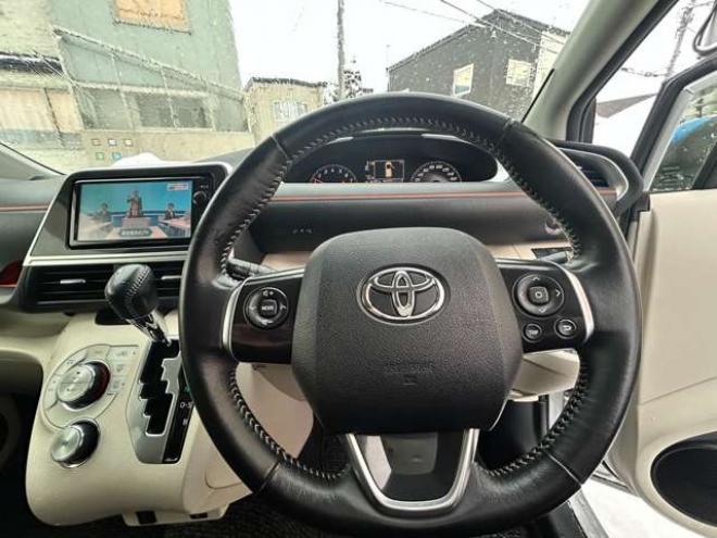 シエンタ1.5 G 4WD　左右電動スライドドア　ビルトインETC　ナビフルセグTVバックモニター　プリクラッシュブレーキ 1500