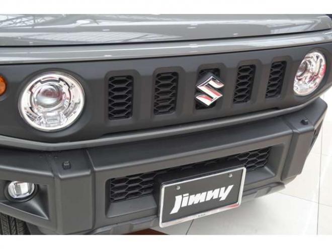 ジムニーXC 4WD　ワンオーナー車F5速マニュアル4WDターボセーフティサポート搭載アイドリングストップ横滑り防止装置ディスプレイオーディオハイビームアシストLEDライトクルーズコントロール 660
