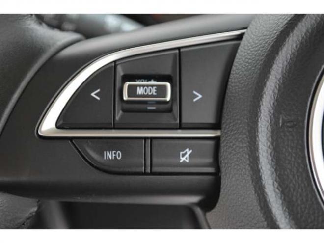 ジムニーXC 4WD　ワンオーナー車F5速マニュアル4WDターボセーフティサポート搭載アイドリングストップ横滑り防止装置ディスプレイオーディオハイビームアシストLEDライトクルーズコントロール 660