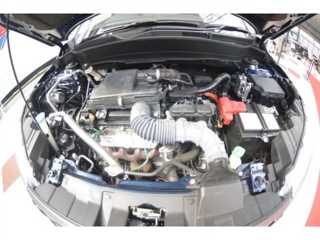 エスクード1.5 4WD　ワンオーナー車ハイブリッド4WDセーフティサポート搭載アイドリングストップALLGRIP4WDパドルシフト横滑り防止装置ハイビームアシストLEDアダプティブクルーズコントロールハーフレザーシートCDオーディオ 1500