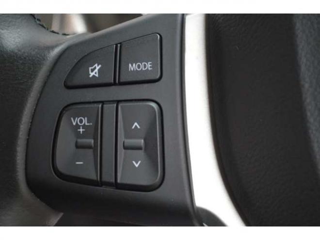 エスクード1.5 4WD　ワンオーナー車ハイブリッド4WDセーフティサポート搭載アイドリングストップALLGRIP4WDパドルシフト横滑り防止装置ハイビームアシストLEDアダプティブクルーズコントロールハーフレザーシートCDオーディオ 1500