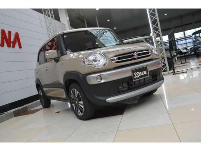 クロスビー1.0 ハイブリッド MZ 4WD　ワンオーナー車ハイブリッド4WDターボセーフティサポート全方位モニター付き8インチナビTVバックカメラアダプティブクルーズコントロール横滑り防止装置ハイビームアシストLED 1000