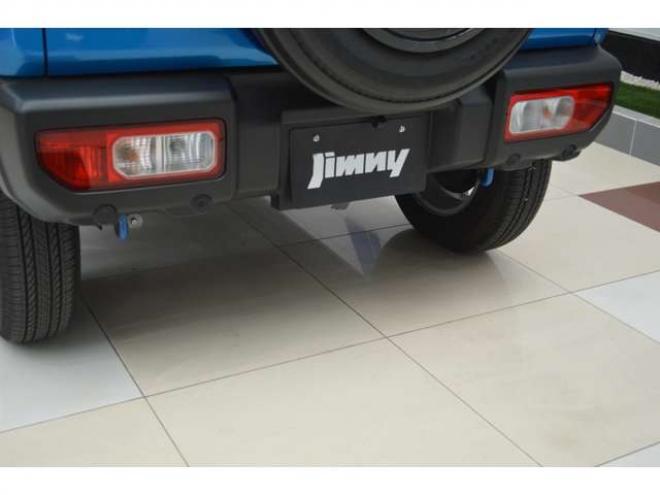 ジムニーXC 4WD　ワンオーナー車4WDターボ横滑り防止装置セーフティサポート搭載アイドリングストップ横滑り防止装置クルーズコントロールハイビームアシストLEDライト7インチワイドナビTVバックカメラ 660