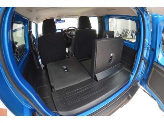 ジムニーXC 4WD　ワンオーナー車4WDターボ横滑り防止装置セーフティサポート搭載アイドリングストップ横滑り防止装置クルーズコントロールハイビームアシストLEDライト7インチワイドナビTVバックカメラ 660