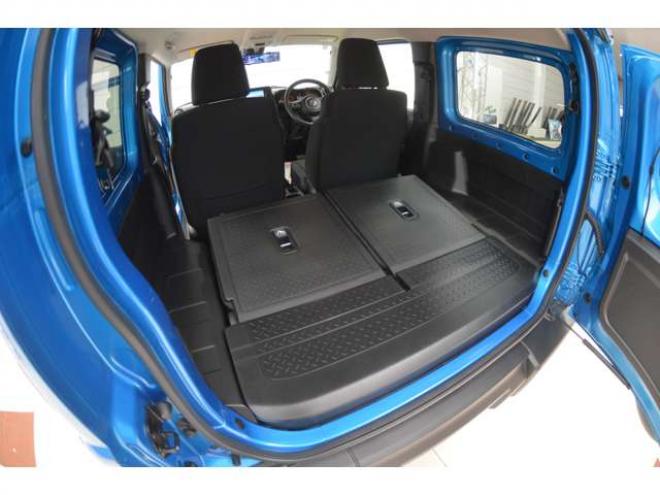 ジムニーXC 4WD　ワンオーナー車4WDターボ横滑り防止装置セーフティサポート搭載アイドリングストップ横滑り防止装置クルーズコントロールハイビームアシストLEDライト7インチワイドナビTVバックカメラ 660