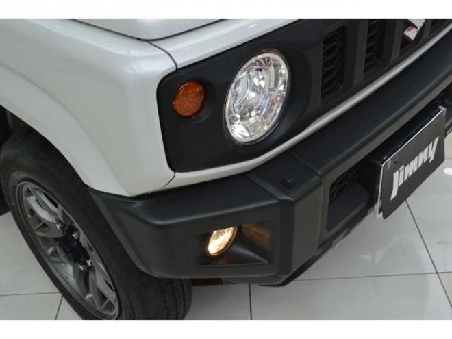 ジムニーXC 4WD　ワンオーナー4WDターボセーフティサポート搭載8インチナビTVバックカメラLEDライトクルーズコントロール 660