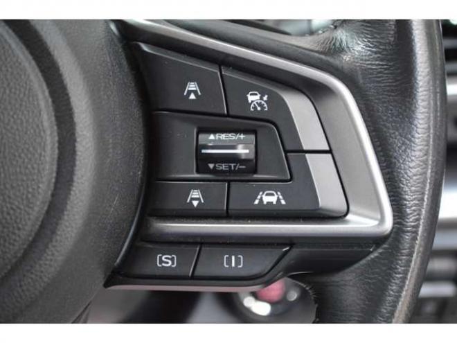 インプレッサスポーツ 2.0 i-L アイサイト 4WD　ワンオーナー車4WDパドルシフトアイサイトアイドリングストップ横滑り防止装置レーダークルーズコントロール純正8インチナビTVバックカメラブラインドスポットモニター前後ドラレコETCパーキングセンサーLEDライト 2000