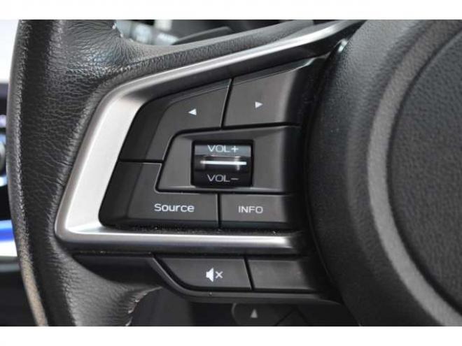 インプレッサスポーツ 2.0 i-L アイサイト 4WD　ワンオーナー車4WDパドルシフトアイサイトアイドリングストップ横滑り防止装置レーダークルーズコントロール純正8インチナビTVバックカメラブラインドスポットモニター前後ドラレコETCパーキングセンサーLEDライト 2000