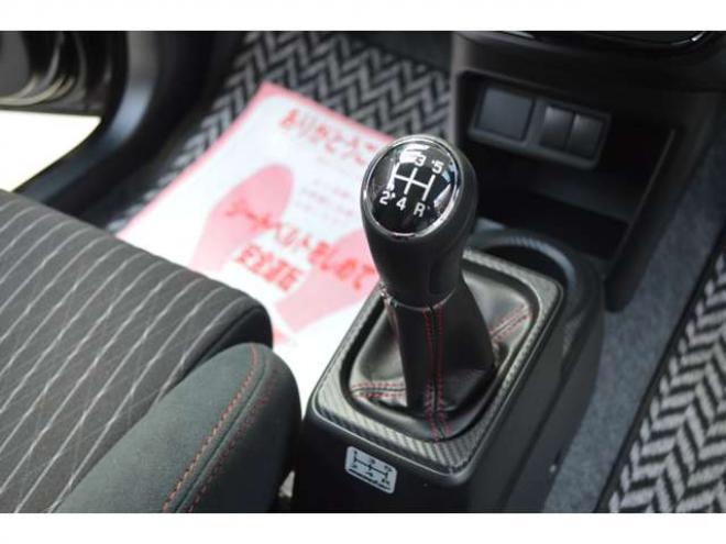 アルトワークス 660 4WD　5速マニュアル4WDターボRECAROシート横滑り防止装置ディスチャージヘッドライト社外16インチアルミスポーツマフラー7インチワイドナビTV 660