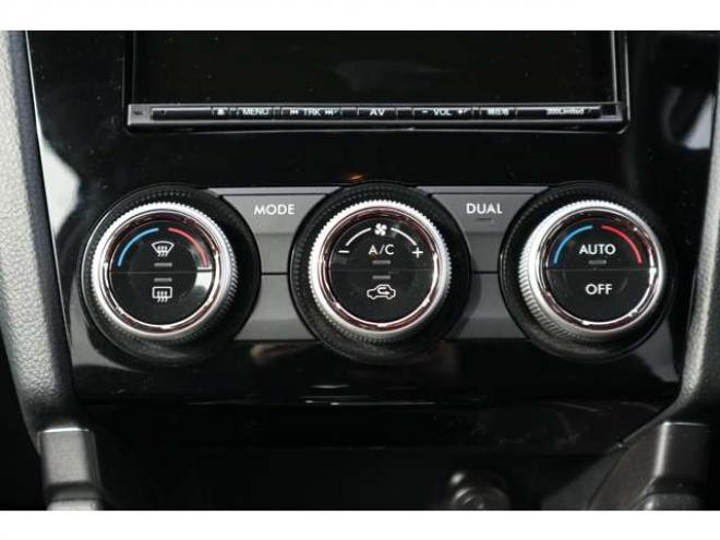 フォレスター2.0i-L アイサイト 4WD　ドライブレコーダー　ETC　シートヒーター　アダプティブクルーズコントロール　電動シート　ヘッドライトウォッシャー 2000