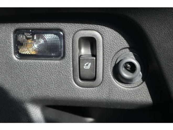 フォレスター2.0i-L アイサイト 4WD　ドライブレコーダー　ETC　シートヒーター　アダプティブクルーズコントロール　電動シート　ヘッドライトウォッシャー 2000